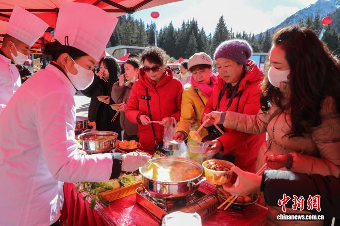 融合溫情與風(fēng)味 “饗在祁連”發(fā)布，青海家宴首推縣域菜式與病人陪護服務(wù)新探索